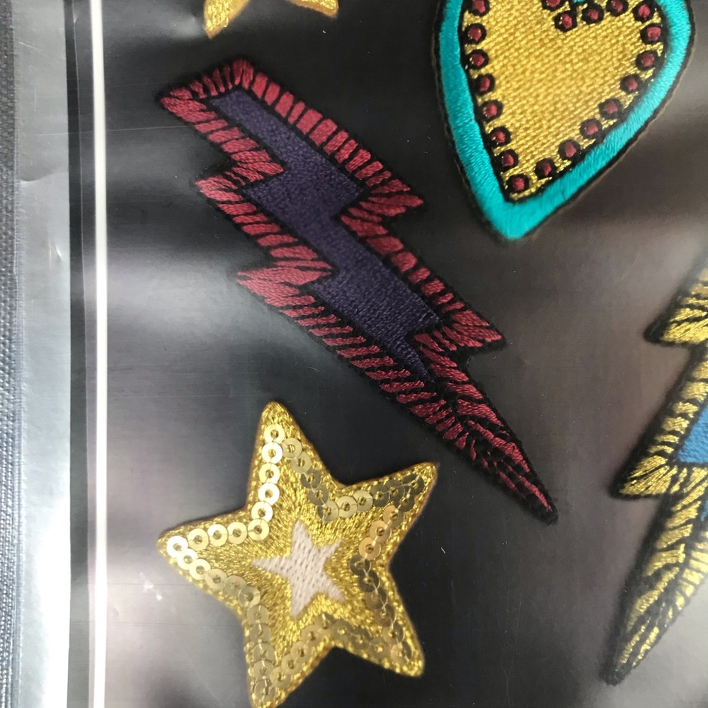 PATCHES - Picture 3 of 11